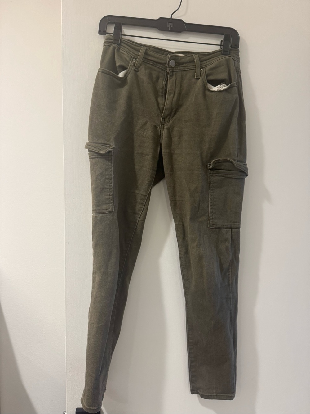 Levi’s Cargo Jeans